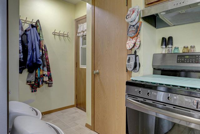 1703 EISENHOWER STREET, New Holstein, WI 53061