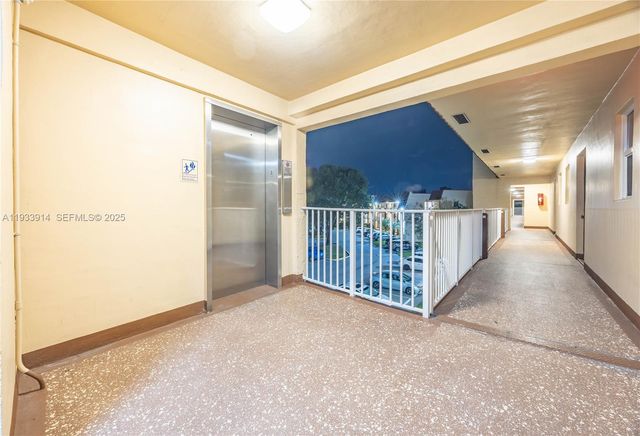 2811 N Pine Island Rd 309, Sunrise, FL 33322