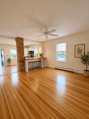 128 Holworthy St 128, Cambridge, MA 02138