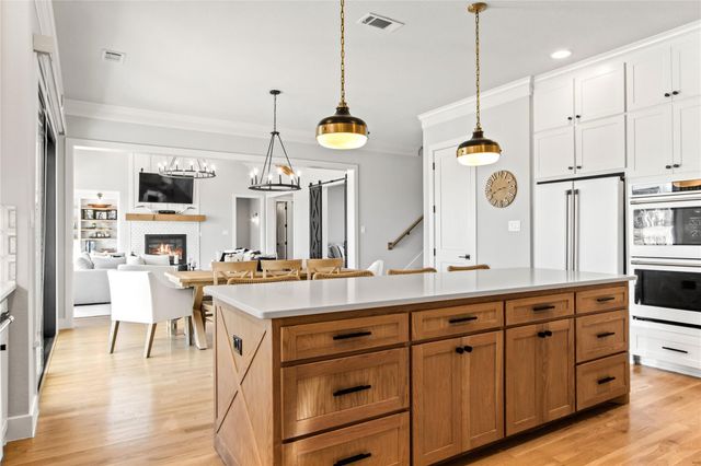 200 Sutherland Crescent, Northlake, TX 76247