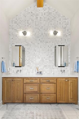 200 Sutherland Crescent, Northlake, TX 76247