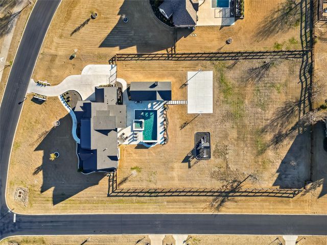 200 Sutherland Crescent, Northlake, TX 76247
