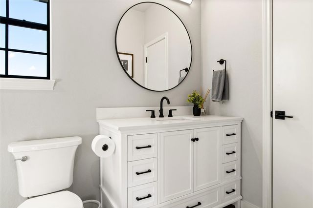 200 Sutherland Crescent, Northlake, TX 76247