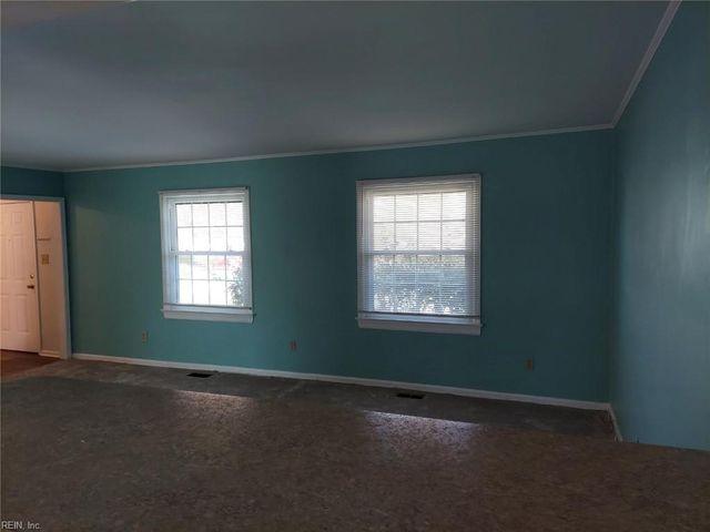1312 Yawl PT, Virginia Beach, VA 23454