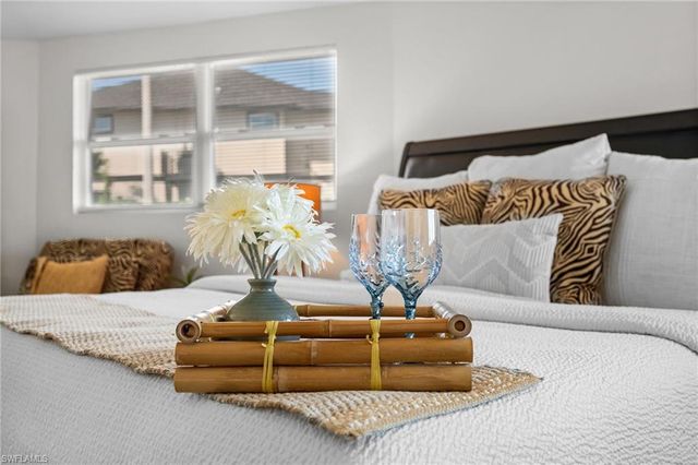 190 Tarpon RD, Fort Myers Beach, FL 33931