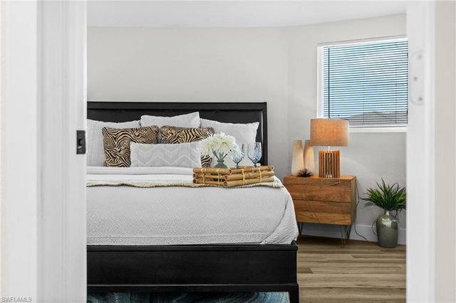 190 Tarpon RD, Fort Myers Beach, FL 33931