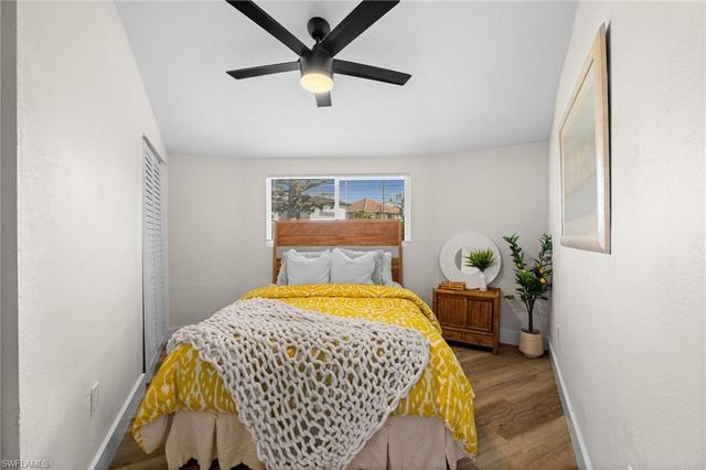 190 Tarpon RD, Fort Myers Beach, FL 33931