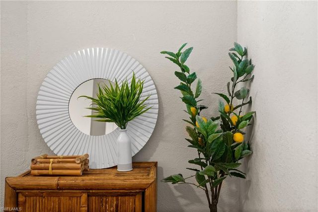 190 Tarpon RD, Fort Myers Beach, FL 33931