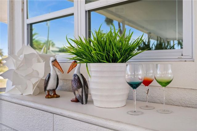 190 Tarpon RD, Fort Myers Beach, FL 33931