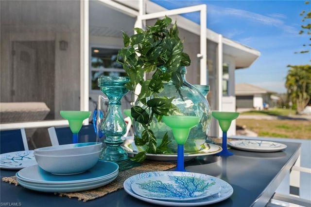 190 Tarpon RD, Fort Myers Beach, FL 33931