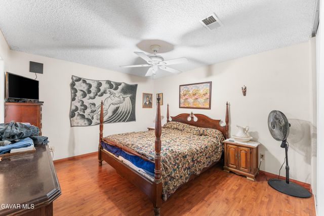 17157 Newmont Avenue, Lancaster, CA 93535