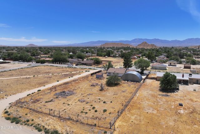 17157 Newmont Avenue, Lancaster, CA 93535