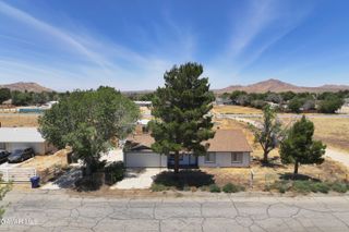 17157 Newmont Avenue, Lancaster, CA 93535