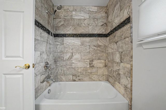 28900 S River Road, Harrison Twp, MI 48045