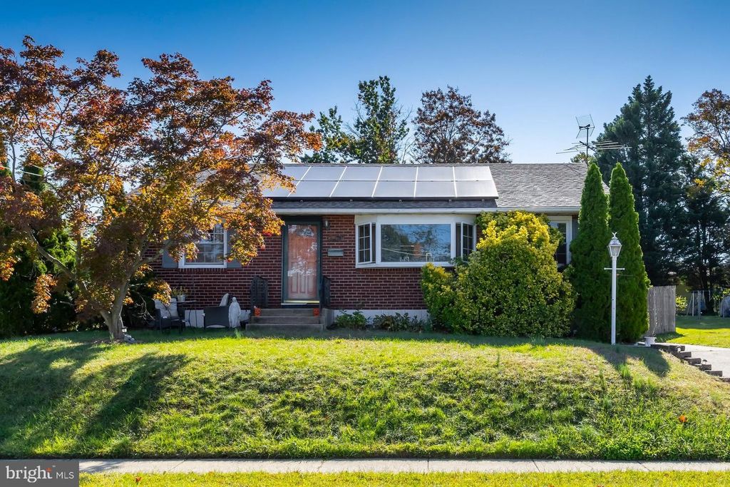 540 HIRSCH AVE, RUNNEMEDE, NJ 08078 — exterior