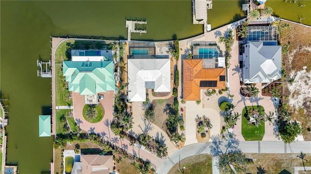 5650 Williams DR, Fort Myers Beach, FL 33931