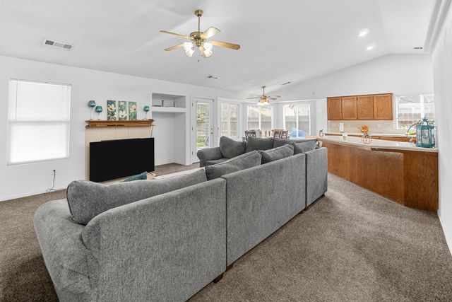 1307 Patsy Street, Porterville, CA 93257