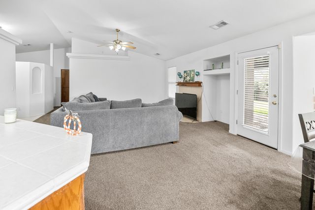 1307 Patsy Street, Porterville, CA 93257