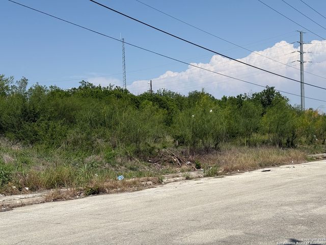 205 Jenull Ave, San Antonio, TX 78202
