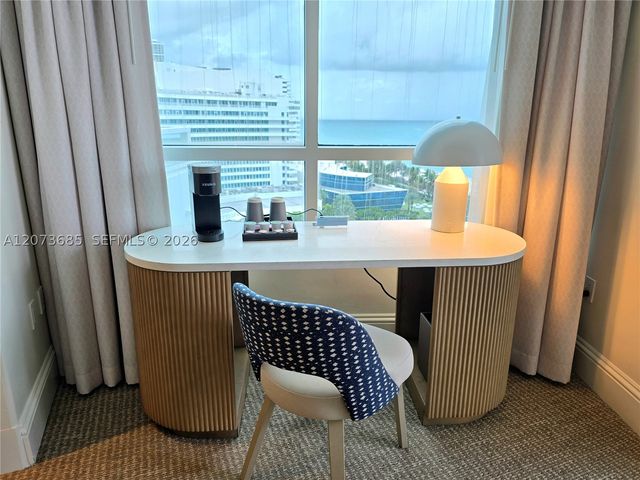 4401 Collins Ave 1401, Miami Beach, FL 33140