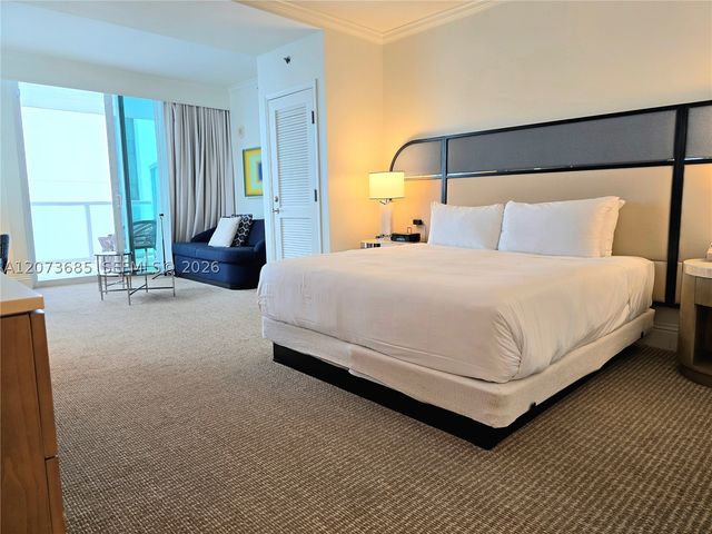 4401 Collins Ave 1401, Miami Beach, FL 33140