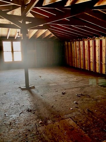 219 Meadow Drive, Westmont Hilltop School District, PA 15905