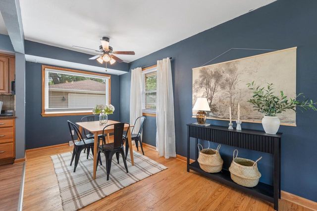 W147N8446 Manchester DRIVE, Menomonee Falls, WI 53051