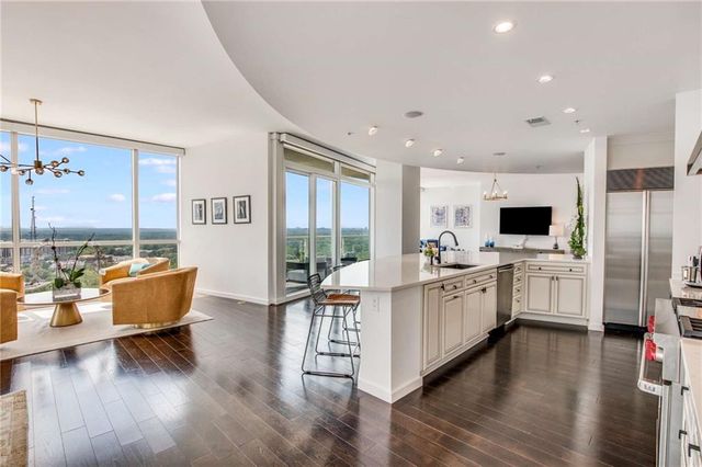 3325 Piedmont NE Road 2205, Atlanta, GA 30305