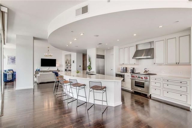 3325 Piedmont NE Road 2205, Atlanta, GA 30305