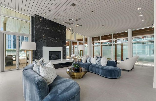 3325 Piedmont NE Road 2205, Atlanta, GA 30305