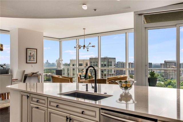 3325 Piedmont NE Road 2205, Atlanta, GA 30305