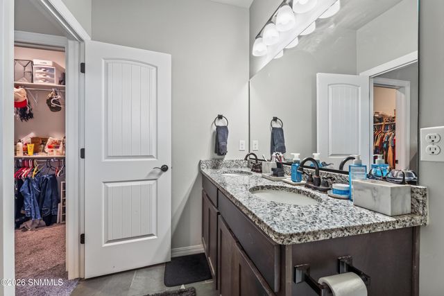 2935 Aragon Avenue, Las Cruces, NM 88007
