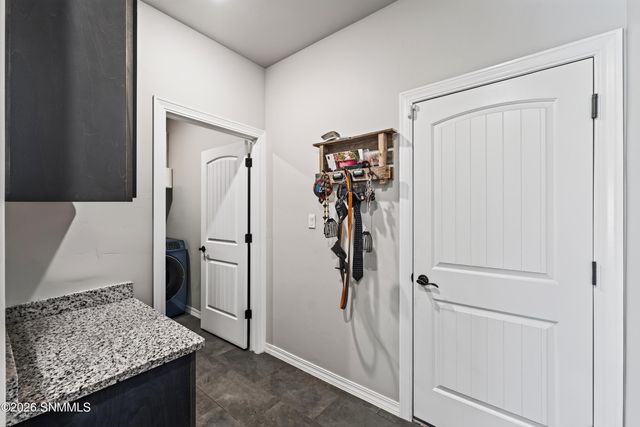 2935 Aragon Avenue, Las Cruces, NM 88007