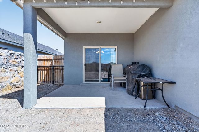 2935 Aragon Avenue, Las Cruces, NM 88007