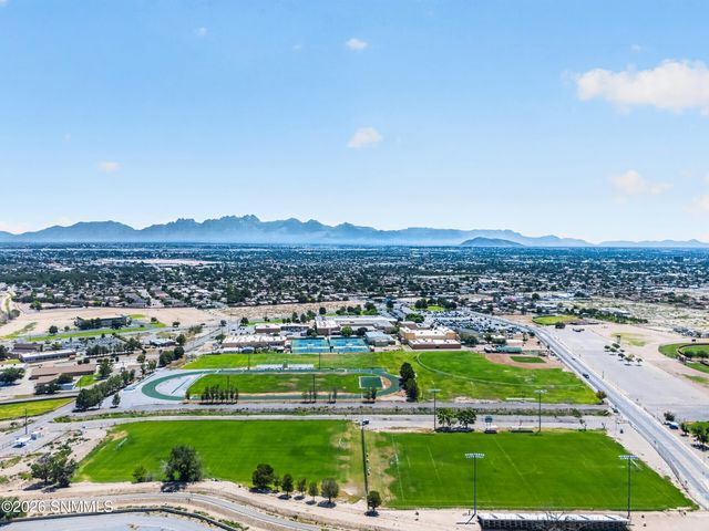 2935 Aragon Avenue, Las Cruces, NM 88007
