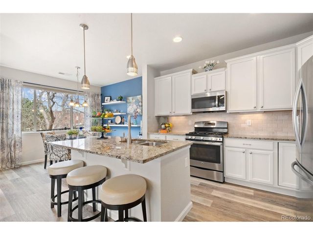 9025 E Phillips Dr, Centennial, CO 80112