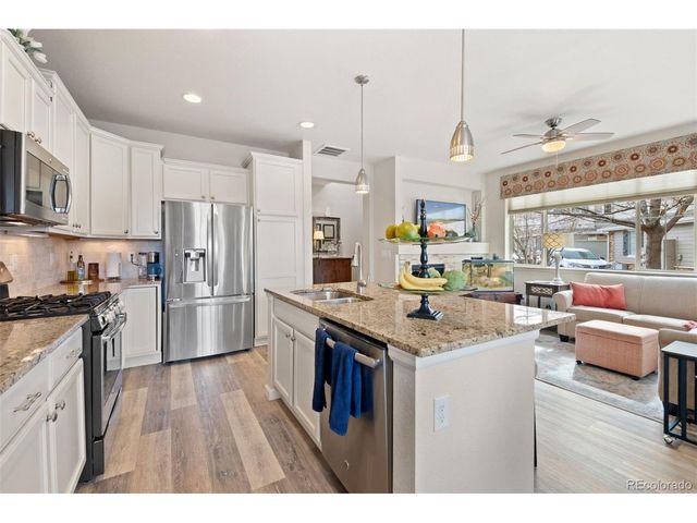 9025 E Phillips Dr, Centennial, CO 80112