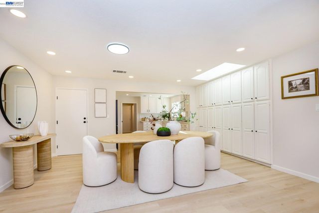42077 Miranda St, Fremont, CA 94539