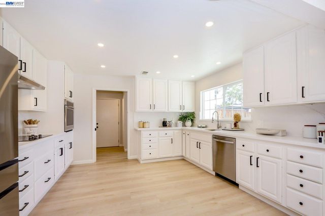 42077 Miranda St, Fremont, CA 94539