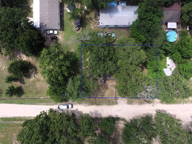 1819 Grady Road, Hawk Cove, TX 75474