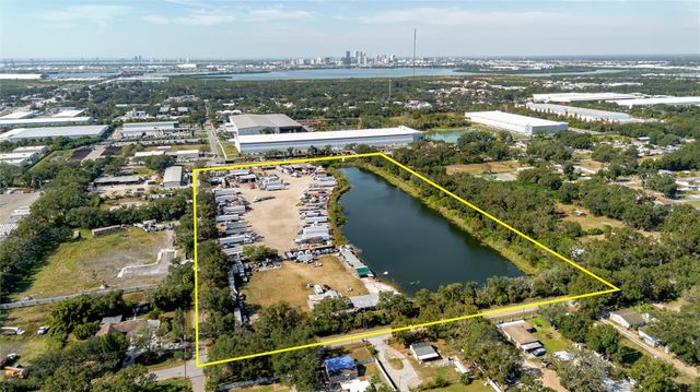 5482 S 24TH AVENUE, Tampa, FL 33619