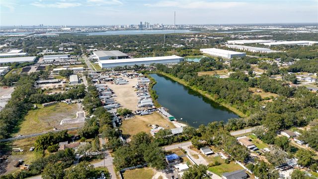 5482 S 24TH AVENUE, Tampa, FL 33619