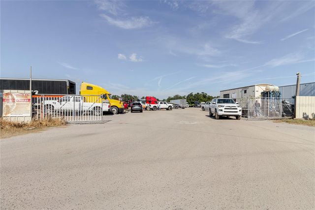 5482 S 24TH AVENUE, Tampa, FL 33619