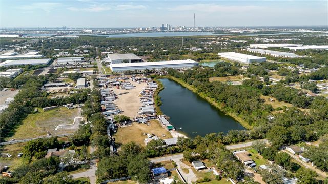 5482 S 24TH AVENUE, Tampa, FL 33619