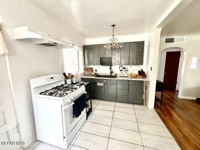 139 RED ROBIN Drive, El Paso, TX 79915