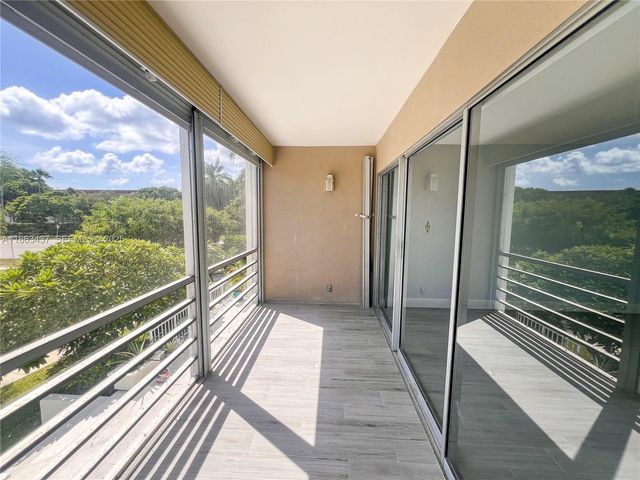 769 Jeffery Street 2205, Boca Raton, FL 33487