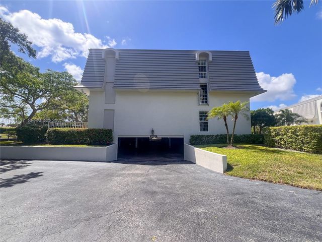 769 Jeffery Street 2205, Boca Raton, FL 33487