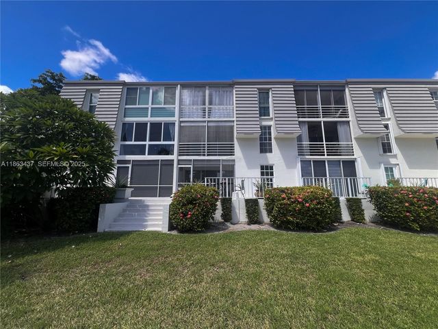 769 Jeffery Street 2205, Boca Raton, FL 33487