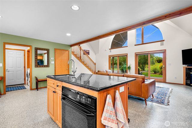 727 Lange Road, Bellingham, WA 98226