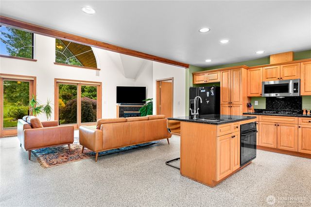 727 Lange Road, Bellingham, WA 98226